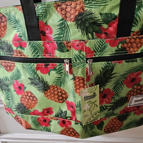 Pineapple Hawaiian Hawaii Print Tote Bag with Zipper - Picture 5 of 9